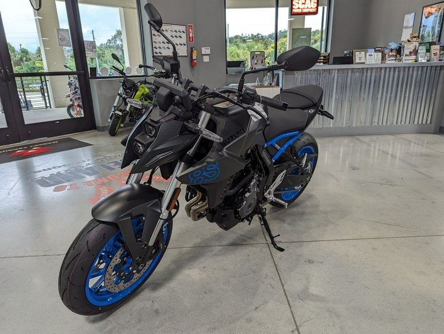 2024 Suzuki GSX-8S