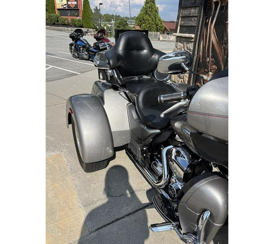 2016 Harley-Davidson® FLHTCUTG - Tri Glide® Ultra
