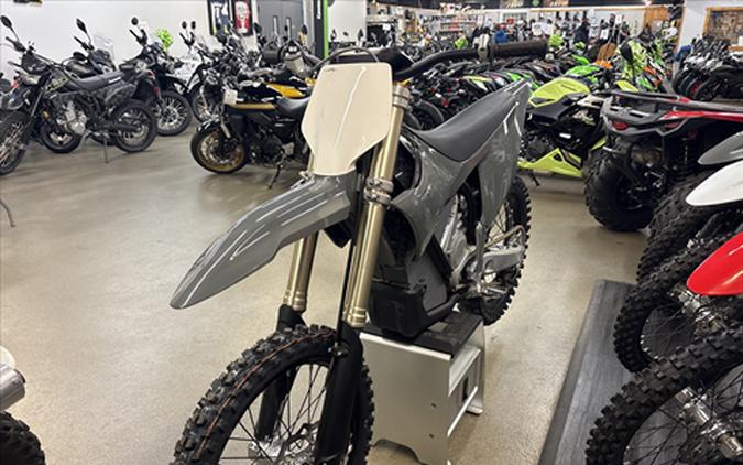 2025 Stark Varg MX 1.2 80 hp