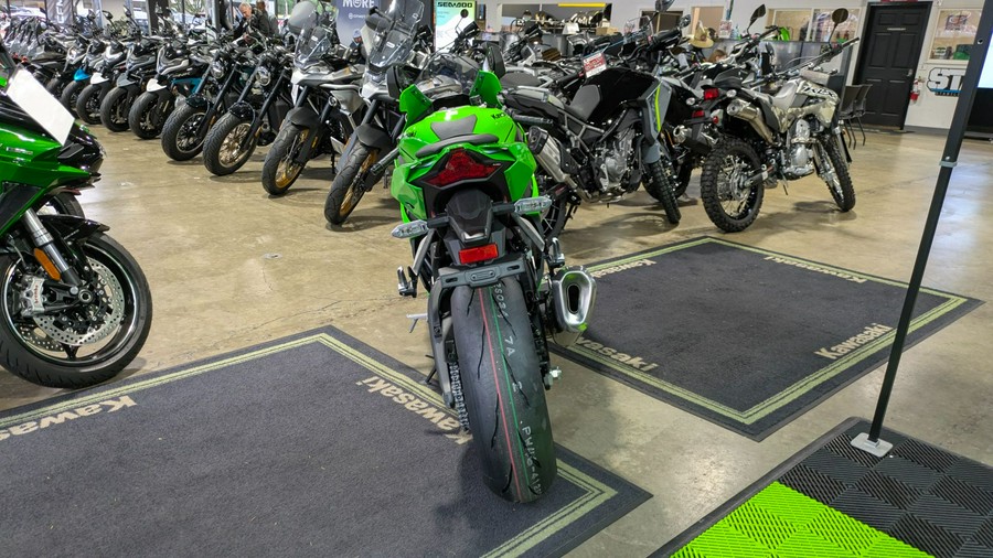 2025 Kawasaki Ninja® ZX™-10R KRT Edition