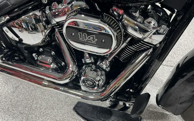 2024 Harley-Davidson Softail FLHCS - Heritage Classic