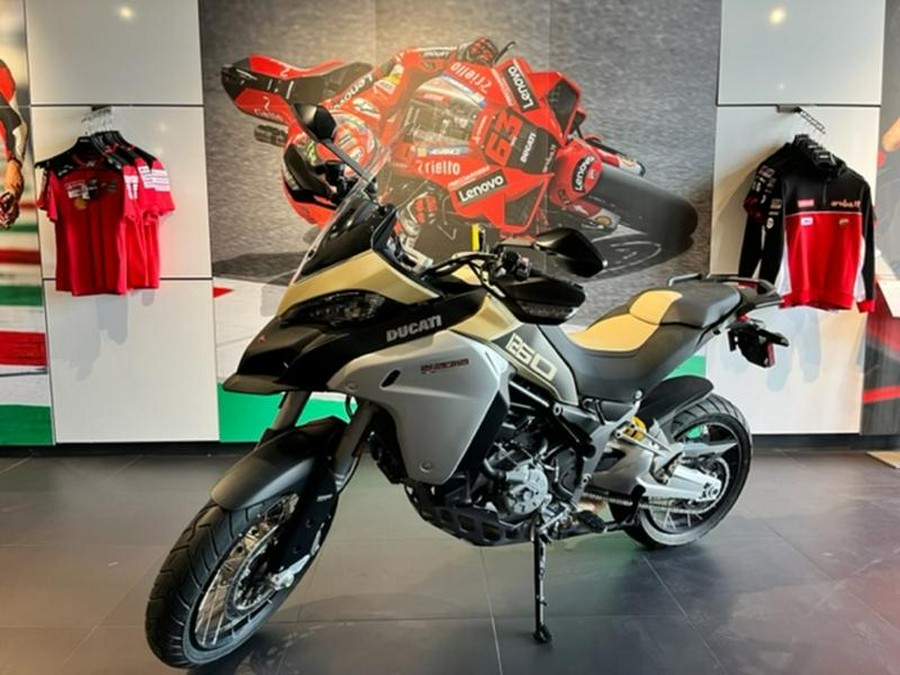 2020 Ducati Multistrada 1260 Enduro Touring Sand