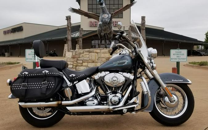 2015 Harley-Davidson Heritage Softail Classic Black Magic