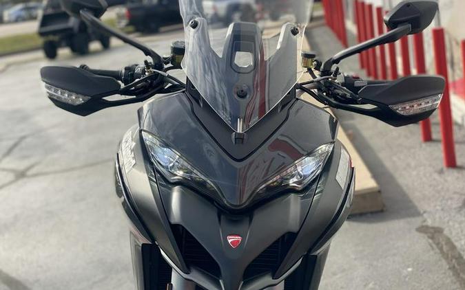 2023 Ducati Multistrada V2 S Thrilling Black & Street Grey