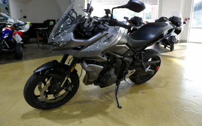 2022 Triumph Trident 660 Sapphire Black