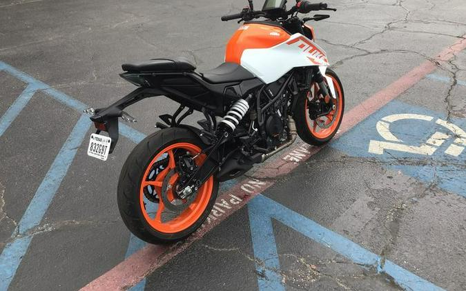 2024 KTM DUKE 250