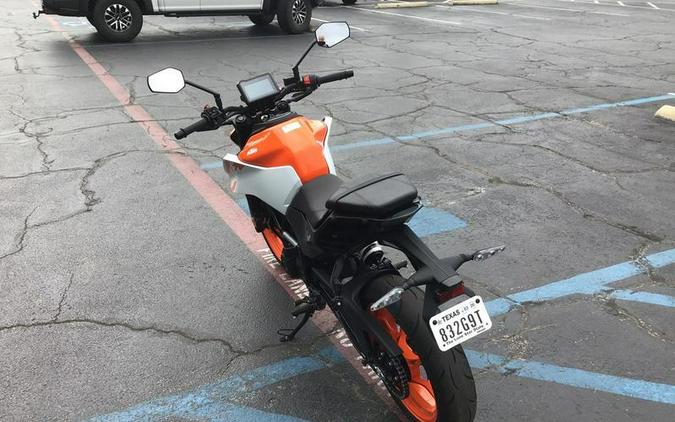 2024 KTM DUKE 250