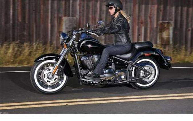 2011 Kawasaki Vulcan® 900 Classic SE