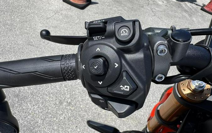 2026 Yamaha XSR900