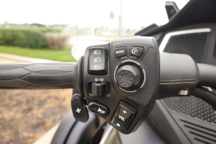 2022 Can-Am Spyder RT Sea-To-Sky