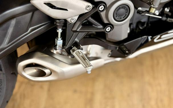 2025 Triumph Daytona 660