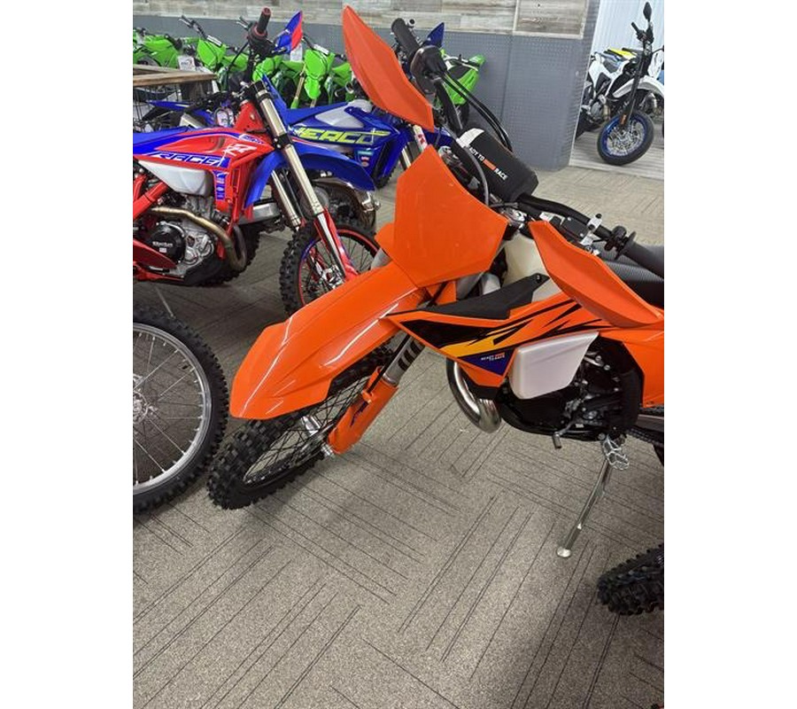 2027 KTM XC 250