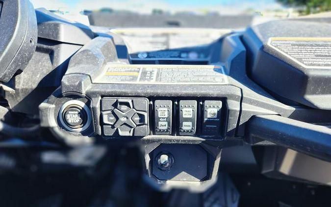 2024 Can-Am® Commander MAX XT-P