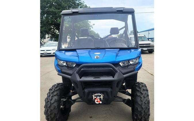 2023 Can-Am Defender XT HD10