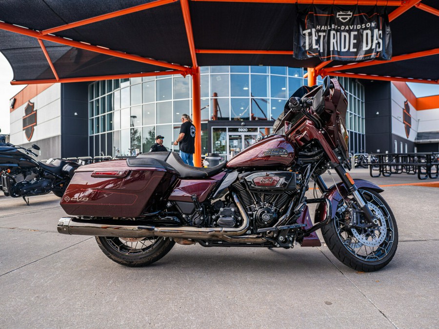 2024 CVO Street Glide FLHXSE