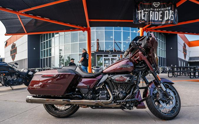 2024 CVO Street Glide FLHXSE