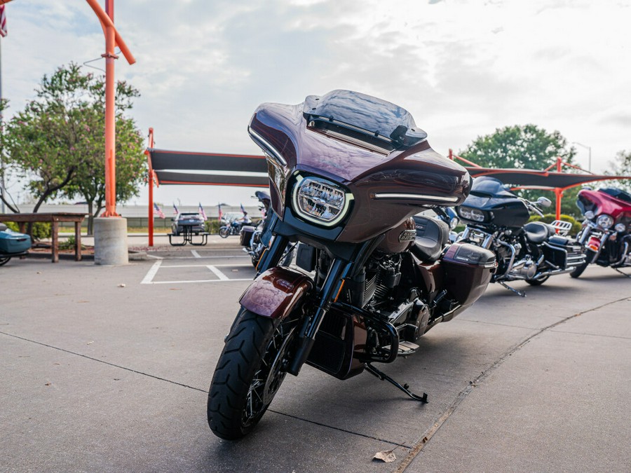 2024 CVO Street Glide FLHXSE