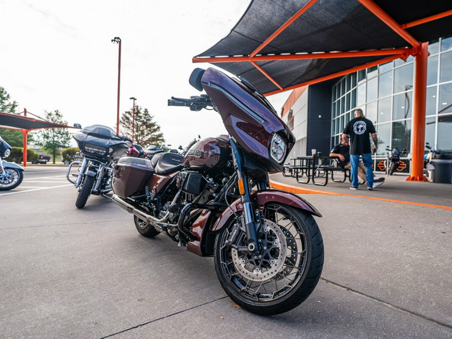 2024 CVO Street Glide FLHXSE