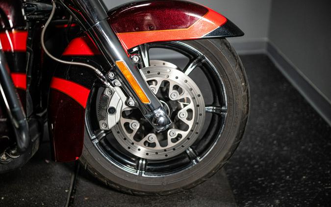 2017 CVO™ Limited (FLHTKSE)