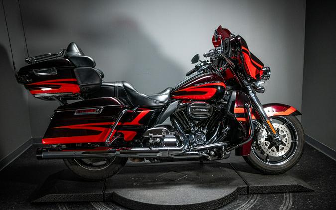 2017 CVO™ Limited (FLHTKSE)