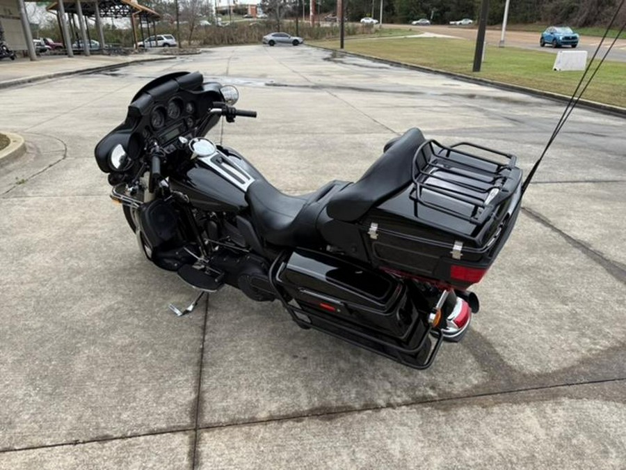 2011 Harley-Davidson® FLHTCU - Ultra Classic® Electra Glide®