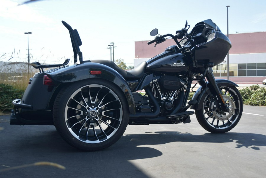 2023 Harley-Davidson Road Glide 3 Vivid Black