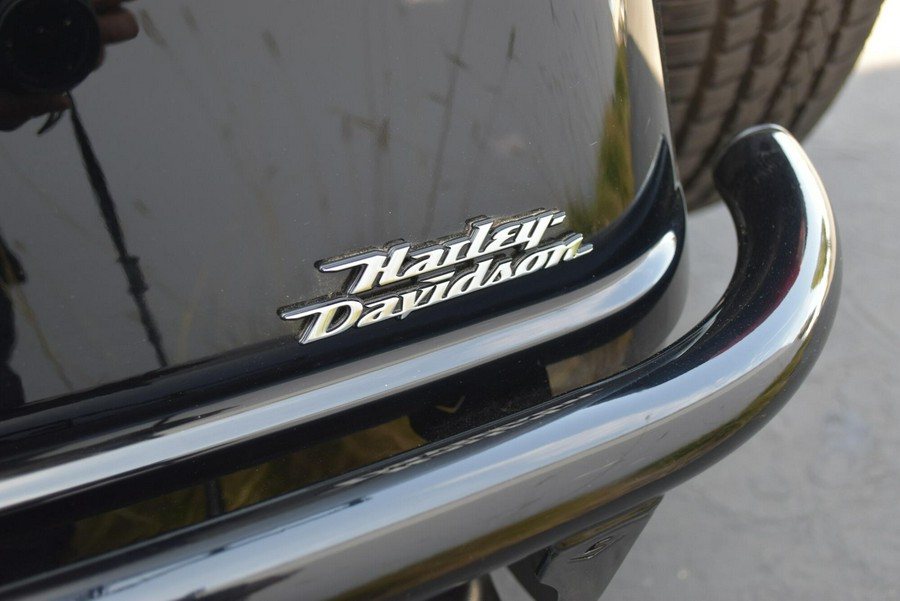 2023 Harley-Davidson Road Glide 3 Vivid Black