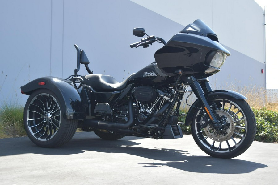 2023 Harley-Davidson Road Glide 3 Vivid Black