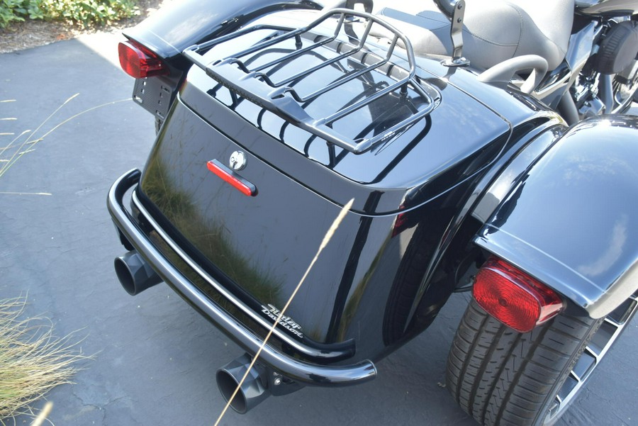 2023 Harley-Davidson Road Glide 3 Vivid Black