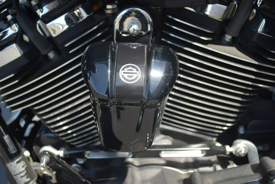 2023 Harley-Davidson Road Glide 3 Vivid Black