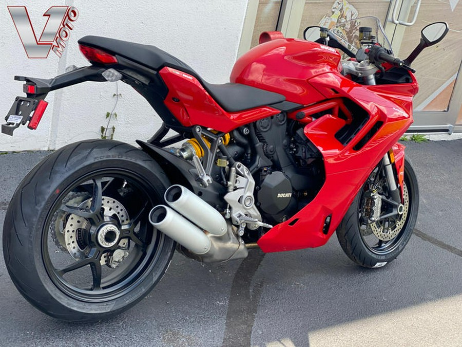 2024 Ducati Supersport 950 Red