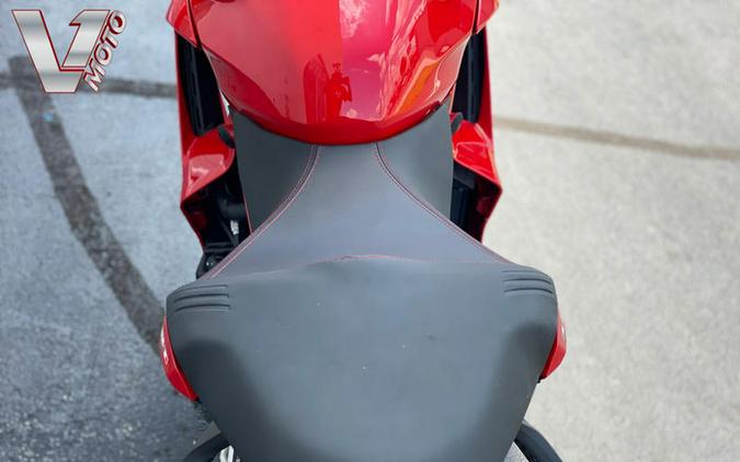 2024 Ducati Supersport 950 Red