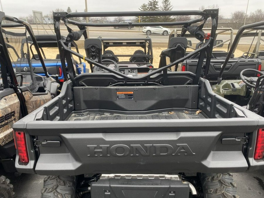 2023 Honda® Pioneer 1000 Deluxe