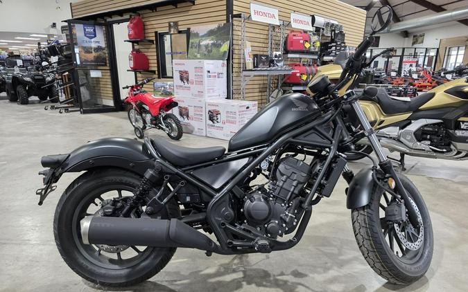 2025 Honda Rebel® 300 Base