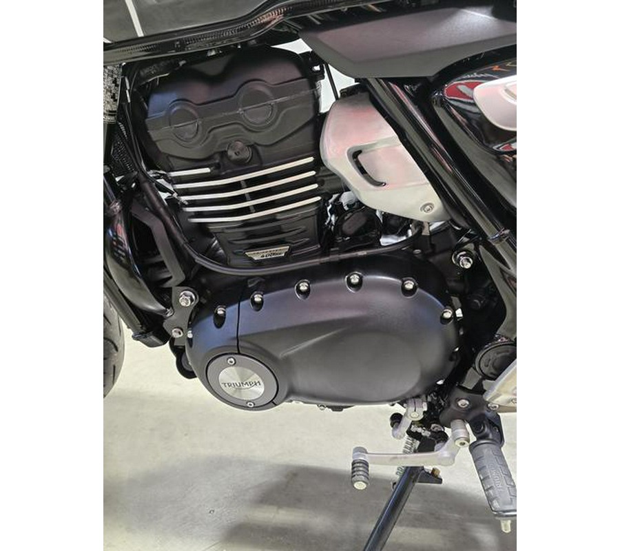 2025 Triumph Speed 400 Carnival Red / Storm Grey