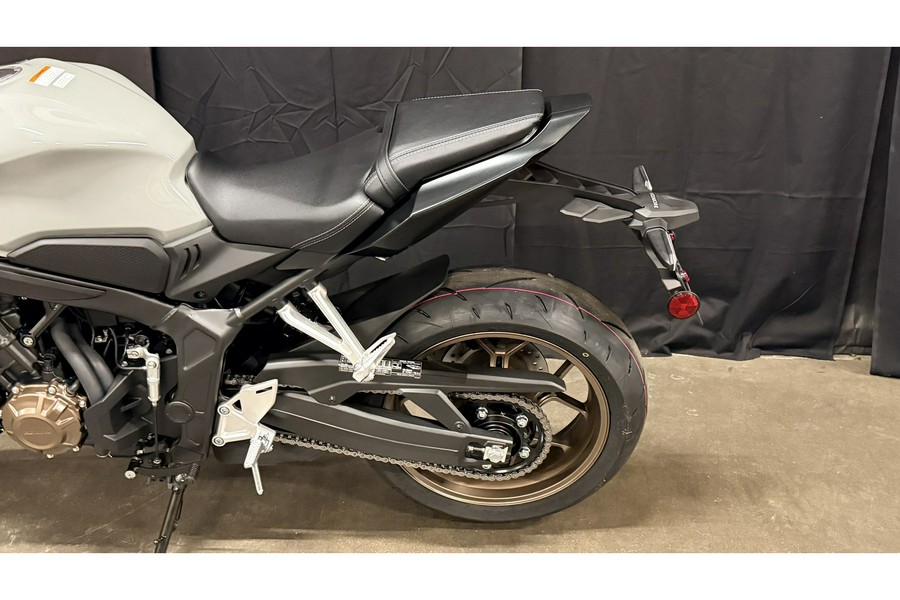 2025 Honda CB650R E-Clutch