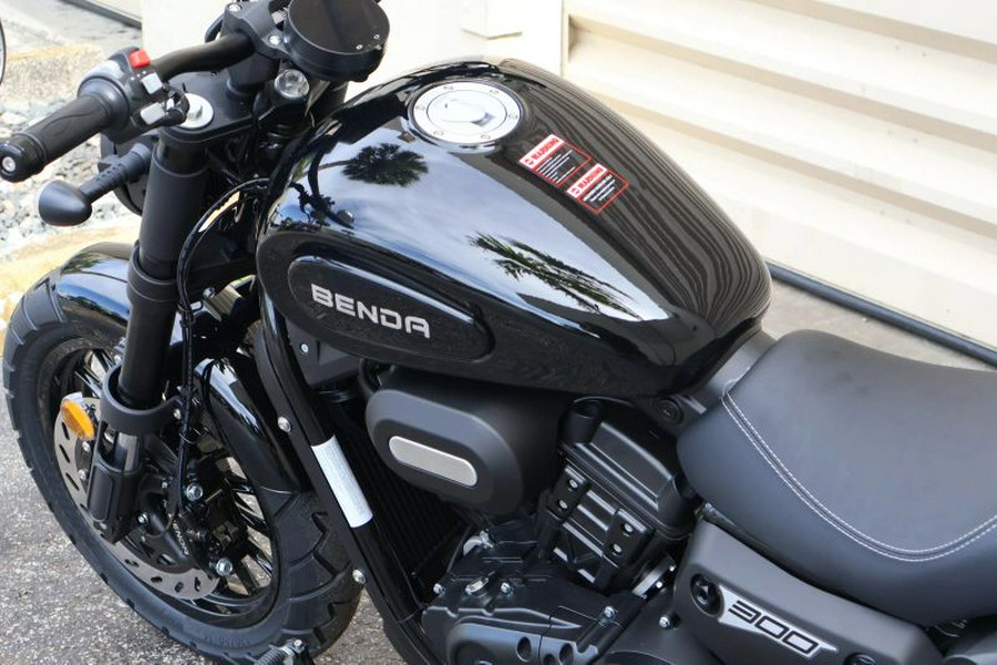 2025 BENDA CHINCHILLA 300