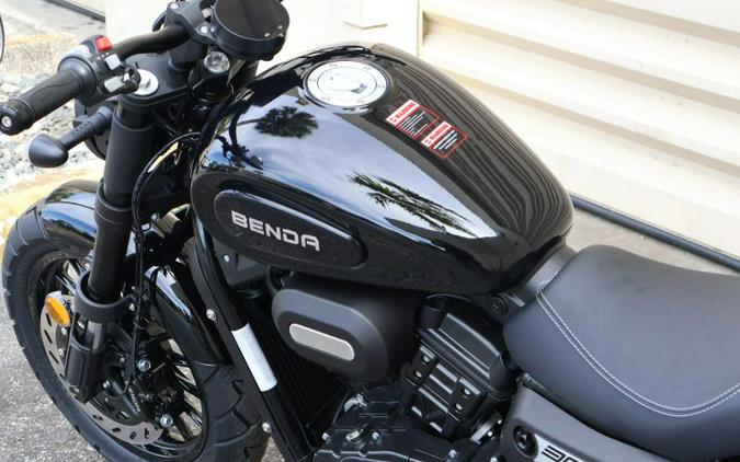 2025 BENDA CHINCHILLA 300