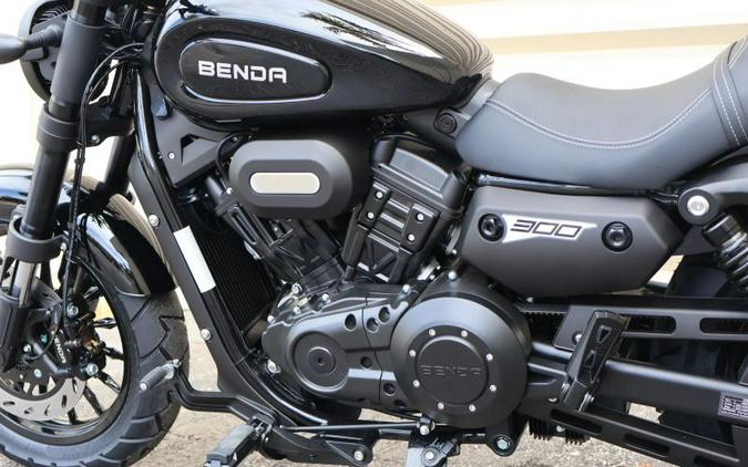 2025 BENDA CHINCHILLA 300