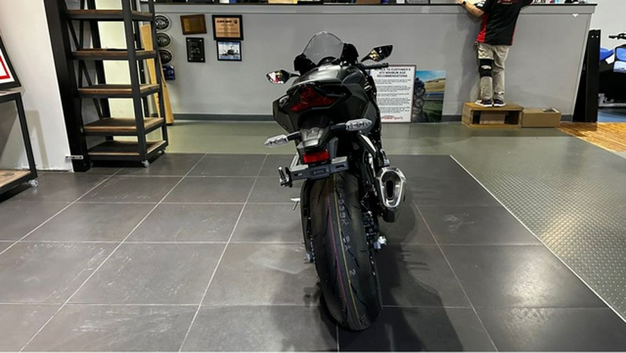2025 Kawasaki Ninja ZX-10R