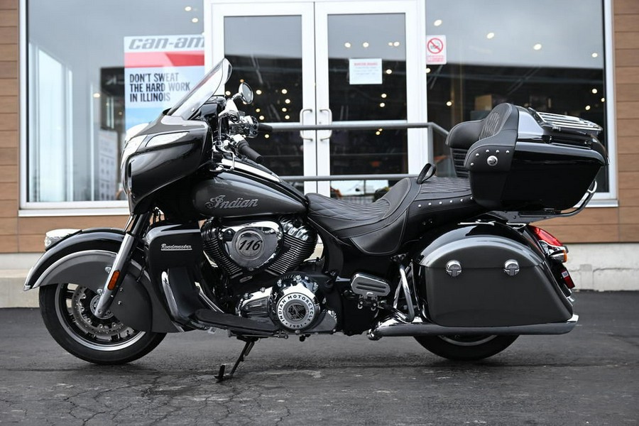 2024 Indian Motorcycle® Roadmaster® Black Metallic/Titanium Metallic