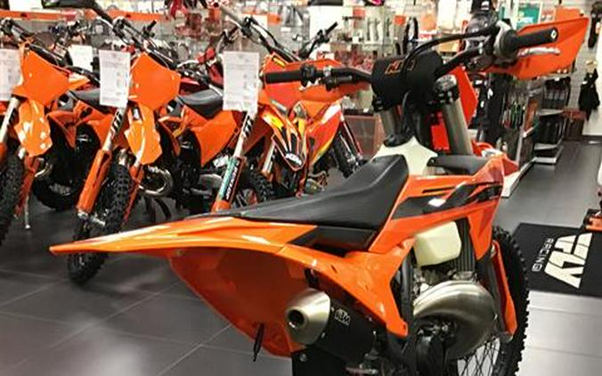 2025 KTM 300 XC