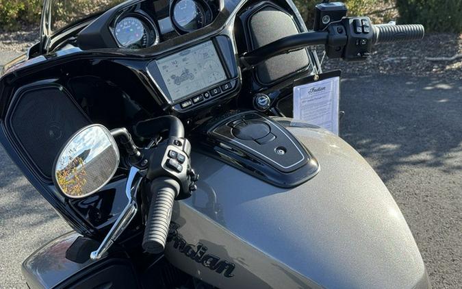 2025 Indian Pursuit Dark Horse 112 w/PowerBand Audio Heavy M