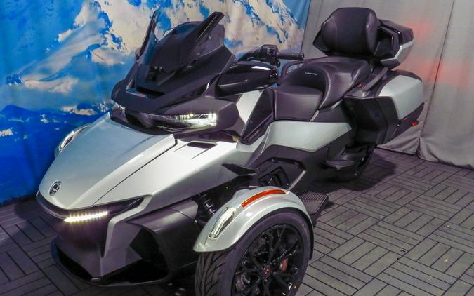 2024 Can-Am® Spyder RT Limited Dark Wheels