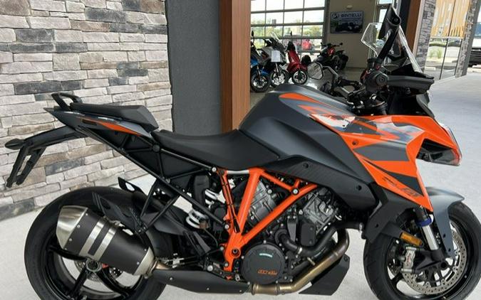 2023 KTM 1290 Super Duke GT