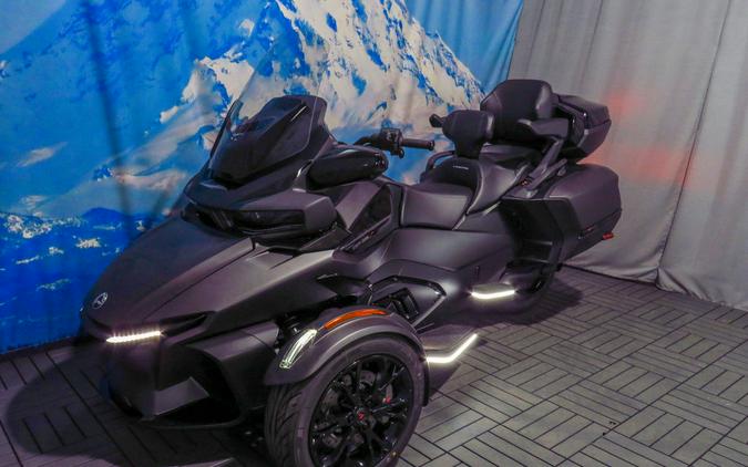 2024 Can-Am® Spyder RT Limited Dark Wheels