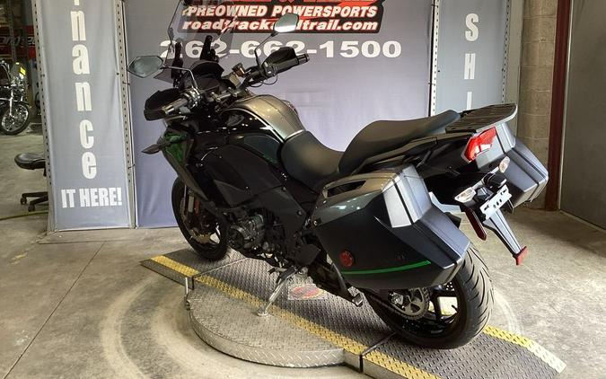 2022 Kawasaki Versys® 1000 SE LT+