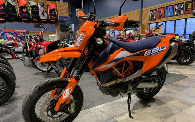 2024 KTM SMC 690 R