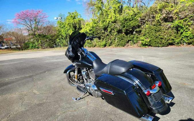 2022 Harley-Davidson Street Glide® Base