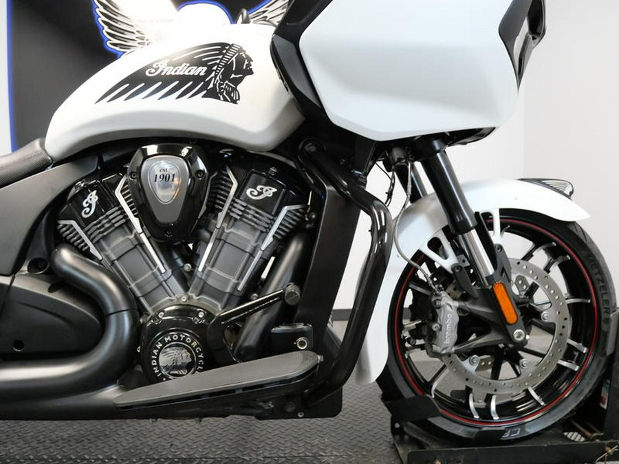 2021 Indian Motorcycle® Challenger® Dark Horse